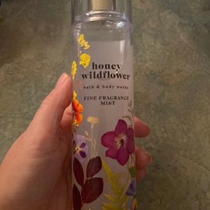 Bath and body works honey wildflower